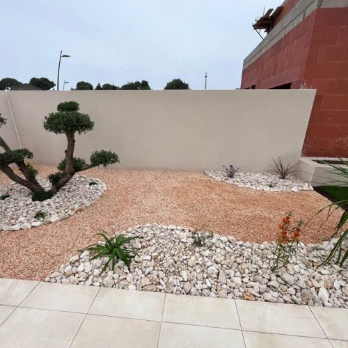 Paysagiste à Sauvian : création et aménagement de votre jardin