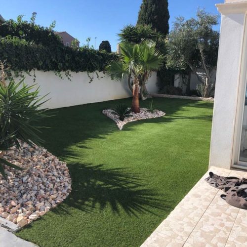 Paysagiste à Sauvian : création et aménagement de votre jardin