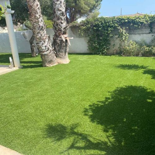 paysagiste-creation-amenagement-jardins-conception-terrasses-plan-elagage-beziers-photo-gazon-033