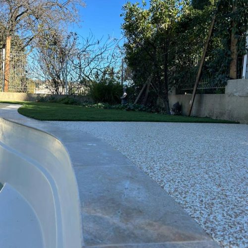 Revêtements Résineo pour piscines et terrasses dans le 34/30