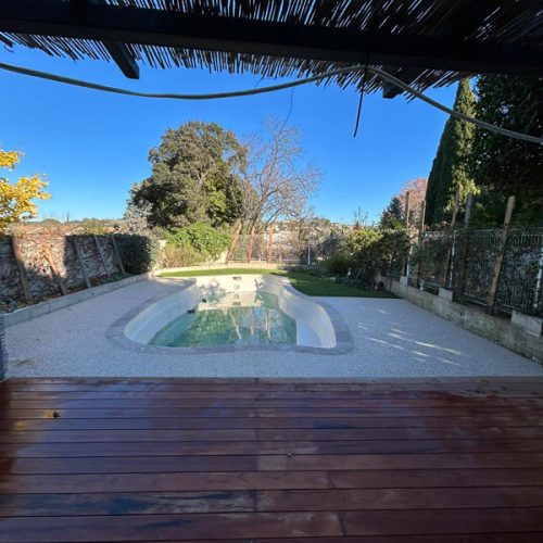 Revêtements Résineo pour piscines et terrasses dans le 34/30